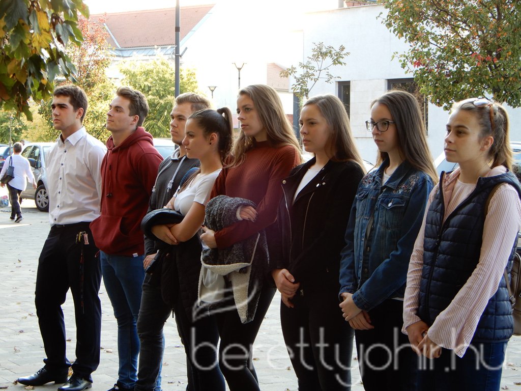 A II. világháború áldozataira emlékeztünk 11